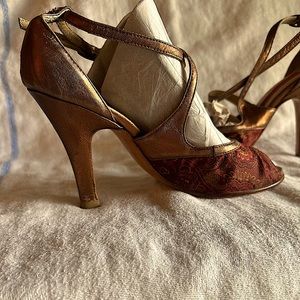Tara 37 dark copper leather cross straps red tapestry peep toe 4” covered heel